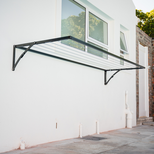 Retractable vs Foldaway Washing Lines: Which Is Best for Small SA Spaces?